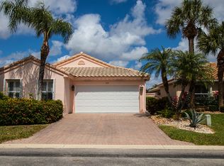 5135 Pelican Cove Dr, Boynton Beach, FL 33437