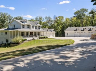 29015 Hickory Lodge Dr, Van Meter, IA 50261