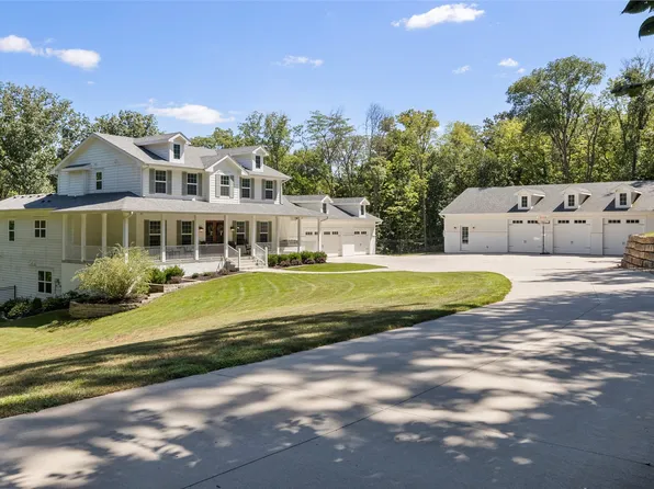 29015 Hickory Lodge Dr, Van Meter, IA 50261