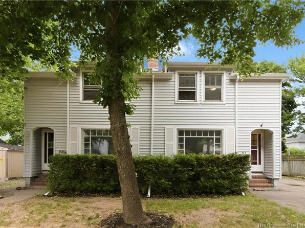 53 Lakewood Dr #51, Moncton, NB E1E 3L9