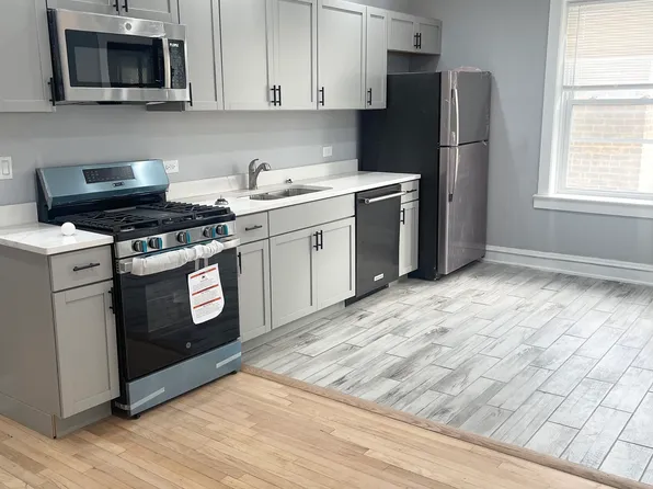 4249 W Division St #2, Chicago, IL 60651