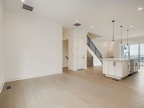 3rd image of 2528 Emiline Way