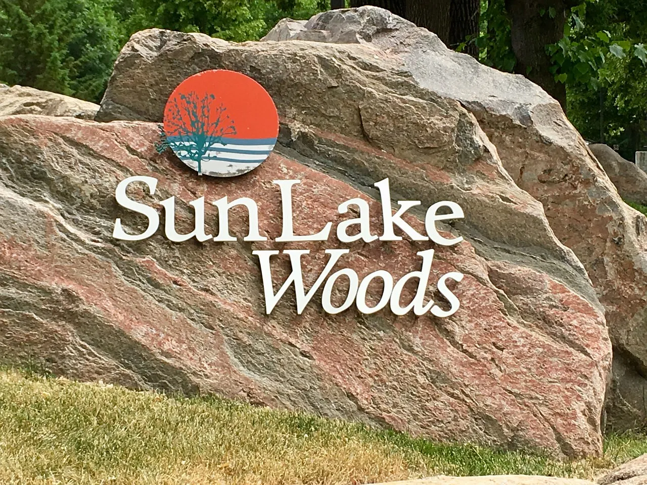 Sun Lake & Sun Lake Woods — Photo 2