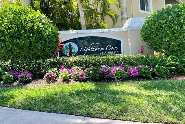 284 Village Blvd #9207