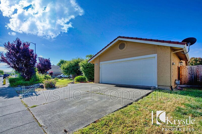 229 Folland Dr, American Canyon, CA 94503 Zillow