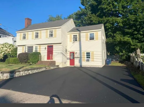 324 Elm St #A, Biddeford, ME 04005