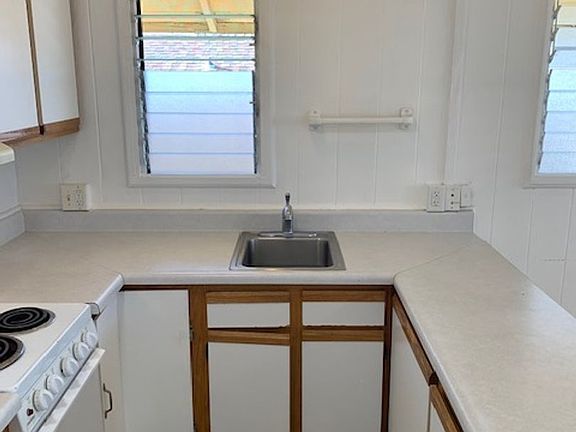 4th image of 927 Spencer St #2