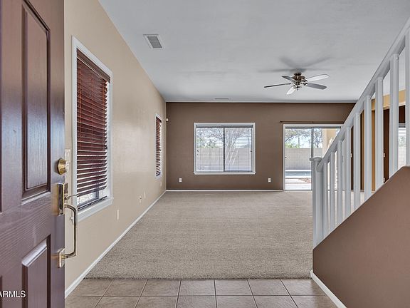 5th image of 43931 W CYPRESS Lane