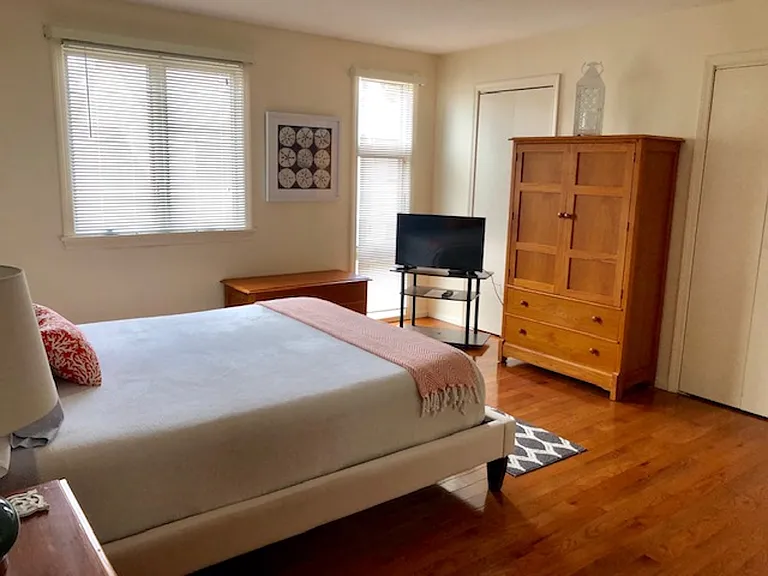 226 Goddard Row — Photo 8