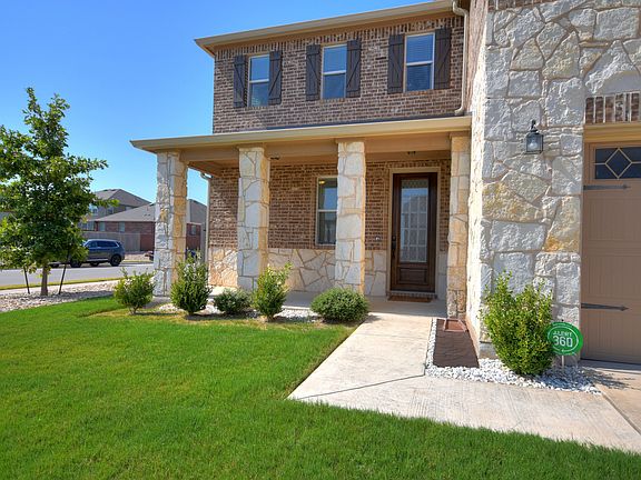 3rd image of 1529 Constanta Dr