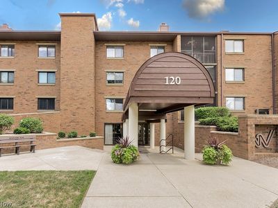 120 Fox Hollow Dr APT 306C, Mayfield Heights, OH, 44124