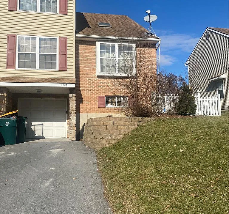 2661 Anthony Ct