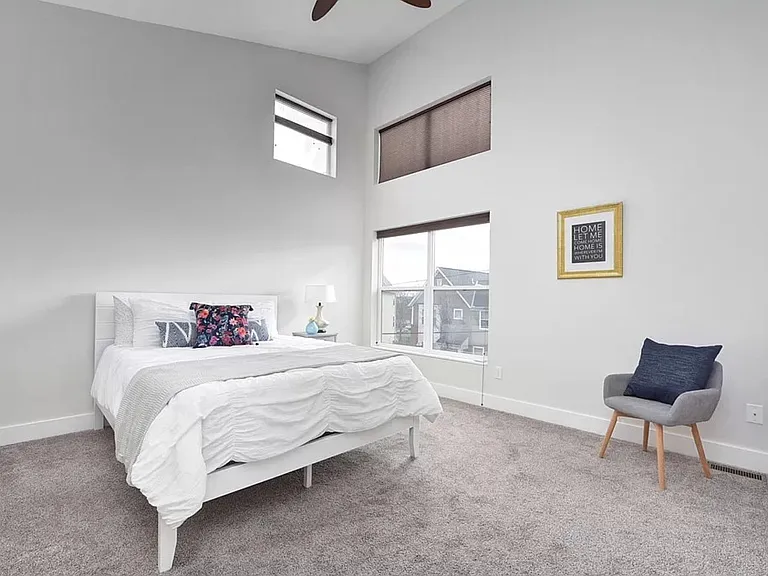 722 Starkweather Ave — Photo 12