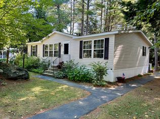17 Murray Dr, Rochester, NH 03868