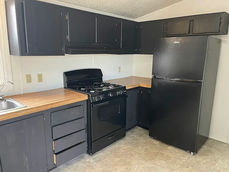 2706 Pearl Ave — Photo 9