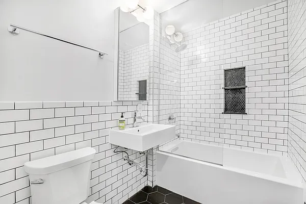 Sold by DLS Commercial Real Estate LLC | media 16