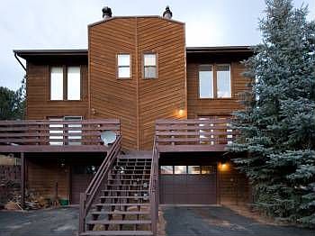 1st image of 580 Greenway Ct APT B