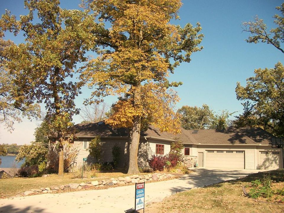 1st image of 17185 Walnut Ln