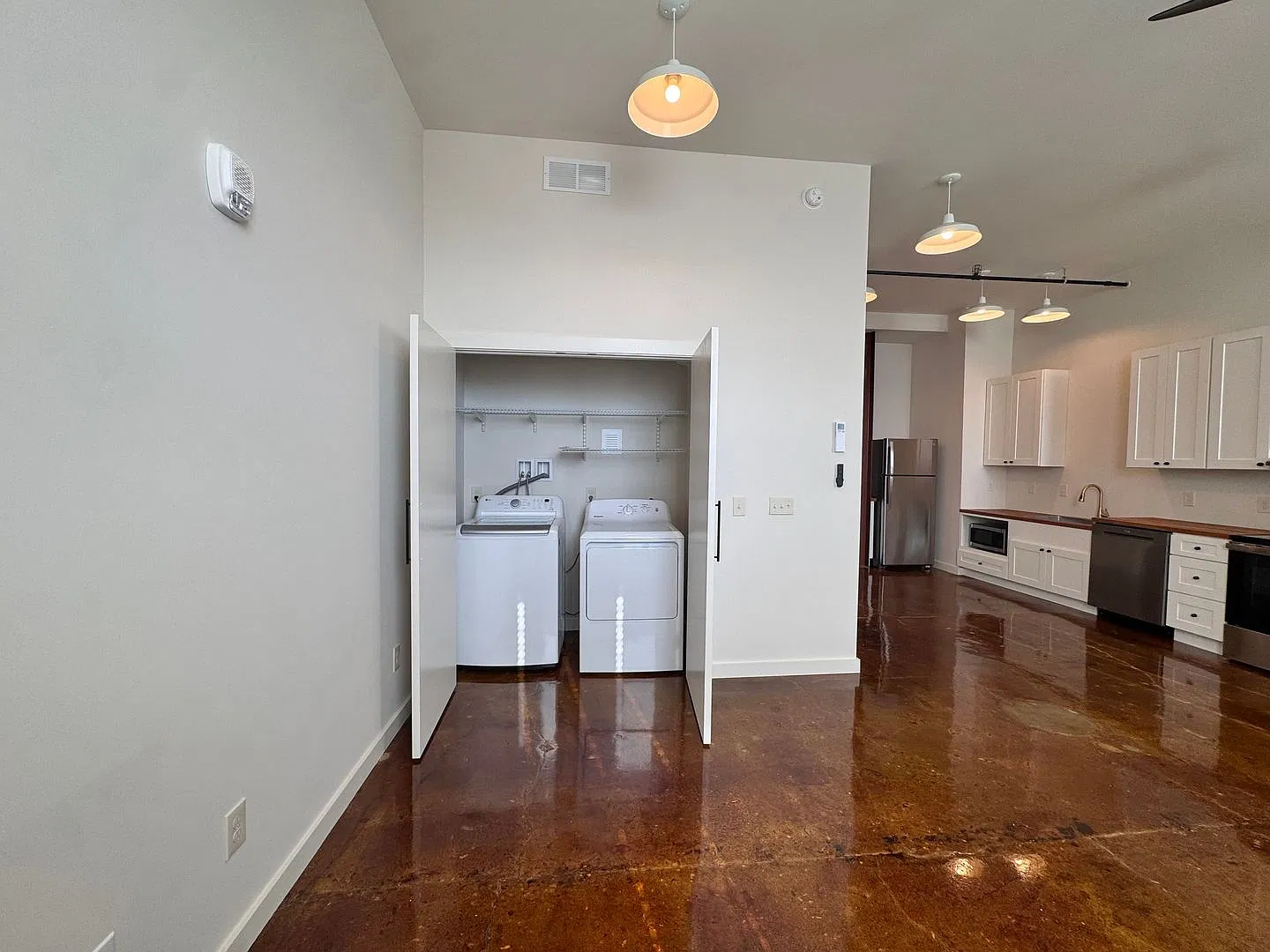 Old School Apartments — Photo 2