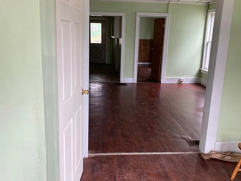 363 Norton St #B — Photo 2