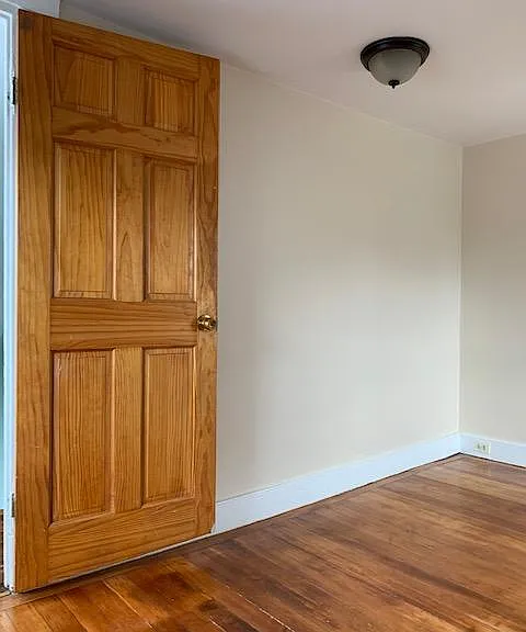 69 E Transit St — Photo 11