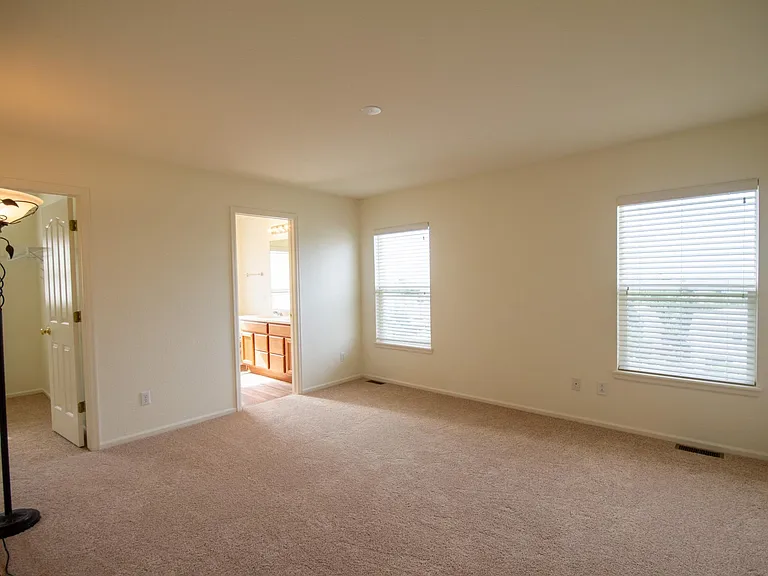 5747 Jaguar Way — Photo 14