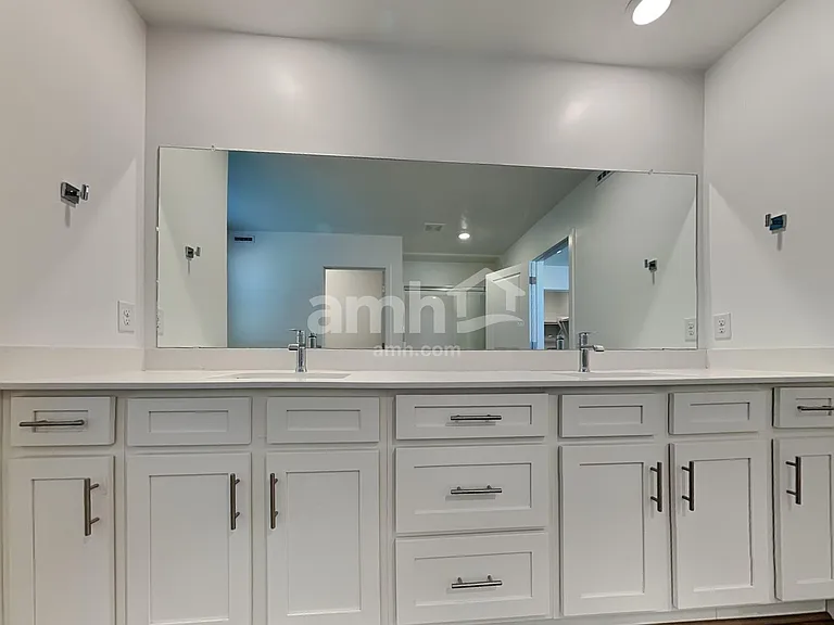 6471 E Corte Piramide — Photo 13