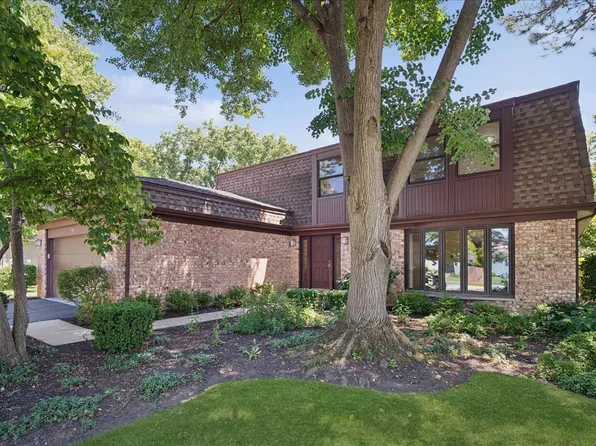 311 Burr Oak Ave, Deerfield, IL 60015