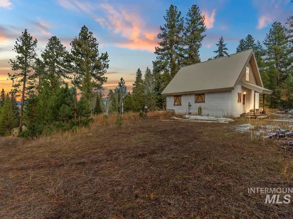 301 W Mill St, Cascade, ID 83611