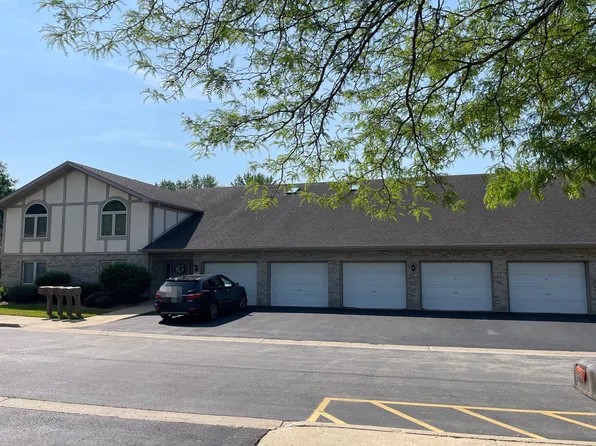 2638 Par Four Ln, Joliet, IL 60436