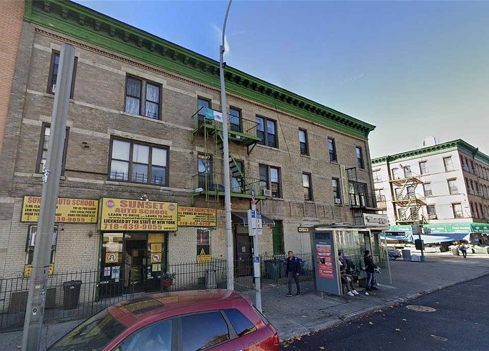 2nd image of 6001 5th Ave