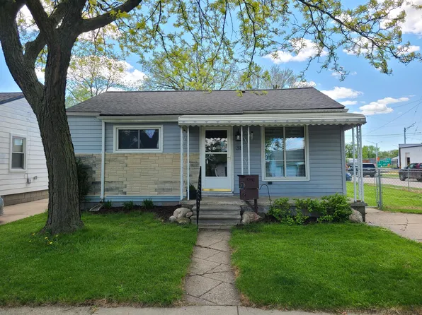 38 E Rowland Ave, Madison Heights, MI 48071
