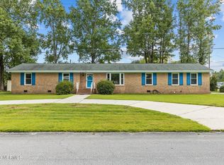 200 Stratford Rd, Havelock, NC 28532