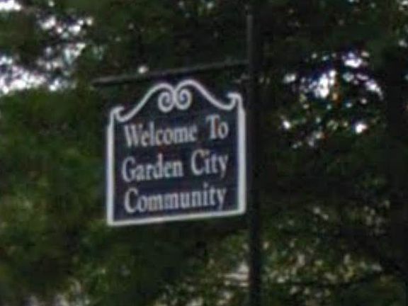 Garden City Community Sign