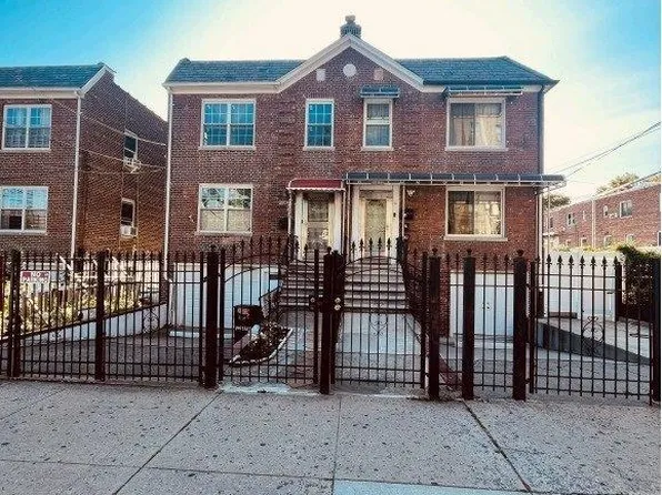 1139 Pugsley Avenue, Bronx, NY 10472