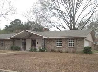 5215 Medhurst Pl, Jackson, MS 39206
