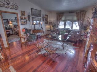 4020 Pinehurst Ct, Rapid City, SD 57702