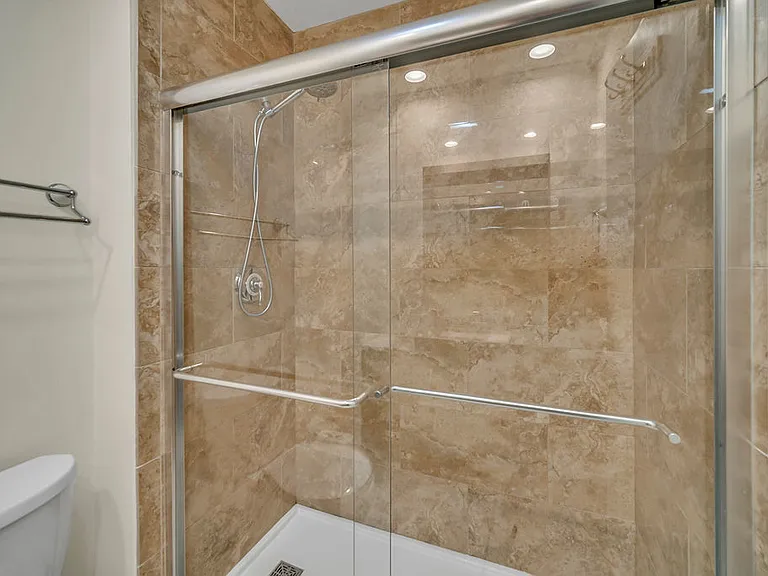 1100 Lockwood Dr — Photo 21