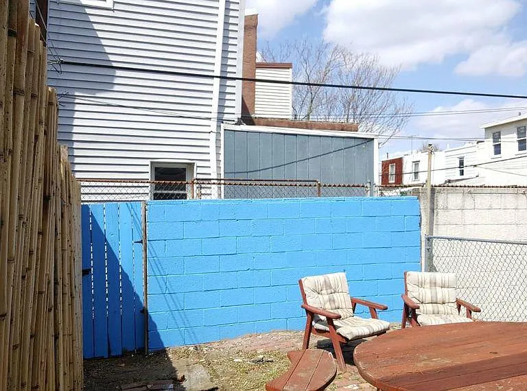 2542 Cedar St — Photo 14