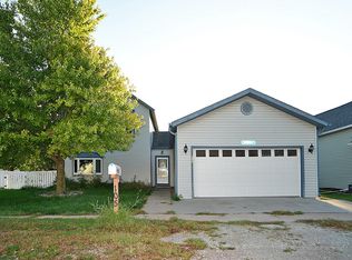 105 S Noyes St, Mondamin, IA 51557