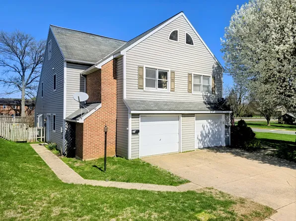 391 E Jackson St, New Holland, PA 17557