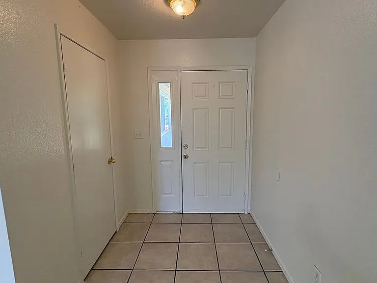 1257 W Olema Cir — Photo 14
