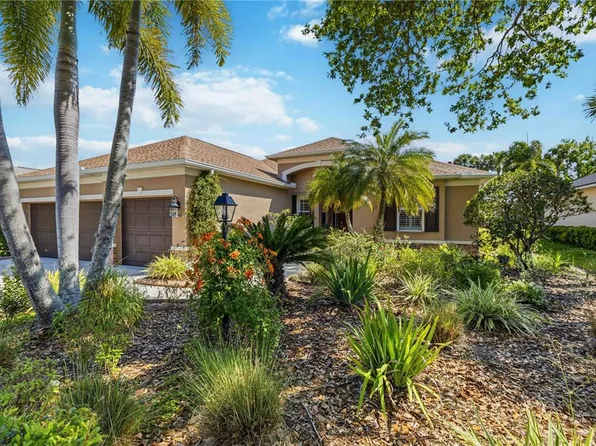 7918 Edmonston Cir, University Park, FL 34201