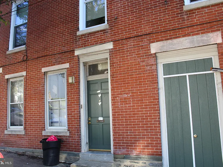 4373 Cresson St #3 — Photo 2