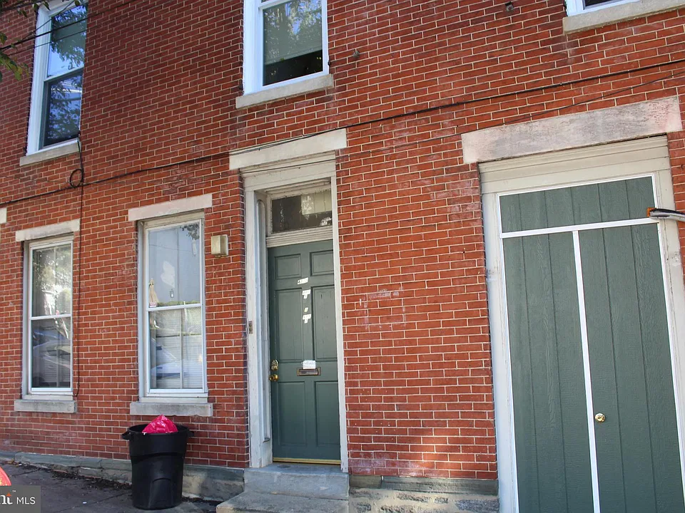 4373 Cresson St #3