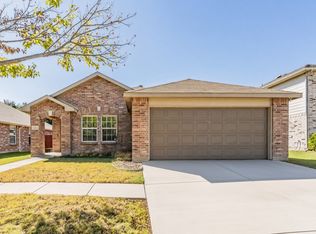4512 Hounds Tail Ln, Fort Worth, TX 76244