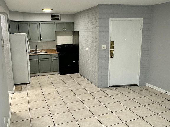 2nd image of 7006 S Cregier Ave APT G1
