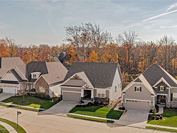 2nd image of 13303 Prescott Ln