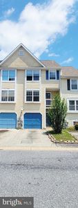 897 Sabina Cir, Bear, DE, 19701