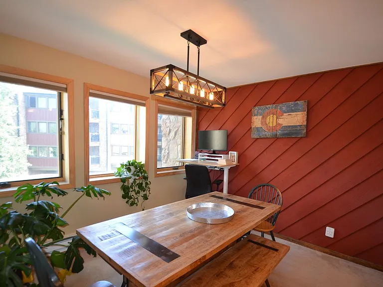 325-4 Oclock Rd #C-201 — Photo 16